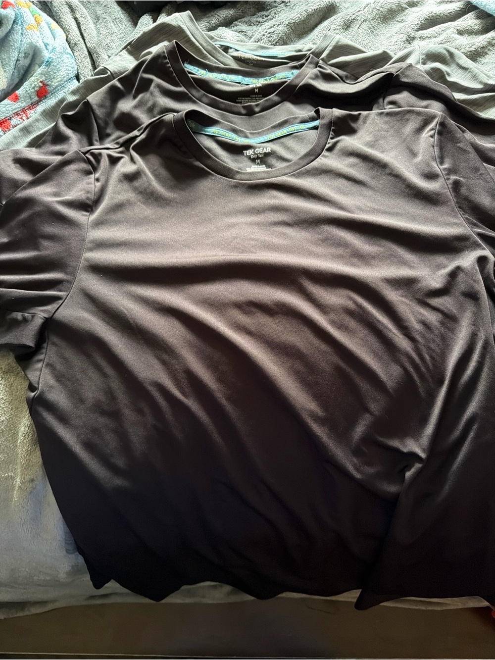 3 Tek gear Short Sleeve Performance Crew Tee 2 black 1 grey
